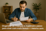 Homem concentrado analisando orçamento em mesa de trabalho, com calculadora e cédulas, representando organização financeira mesmo com pouca renda