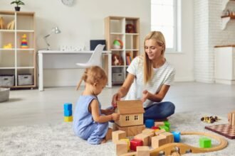 Como evitar quedas em lares com crianças