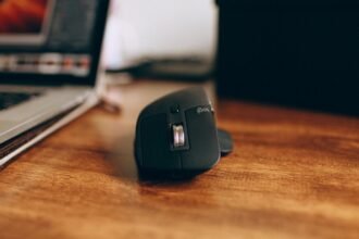 Heurísticas de Usabilidade as leis invisíveis que guiam o clique