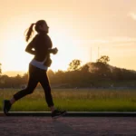 Alimentação para performance esportiva: o que comer antes e depois do treino