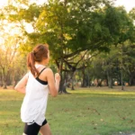 Caminhada ao ar livre: saúde física e equilíbrio emocional em um só hábito