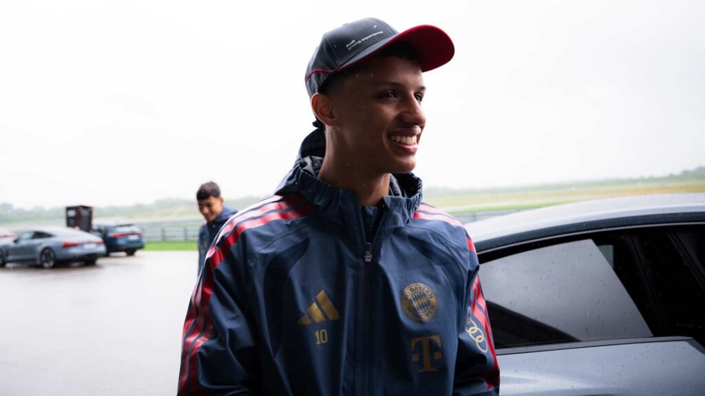 Cuiabano de 16 anos marca dois gols na estreia por projeto do Bayern de Munique